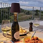 Podere Martina In Altalanga * Murazzano (Cuneo)