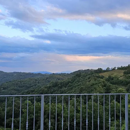 Podere Martina In Altalanga Murazzano (Cuneo)