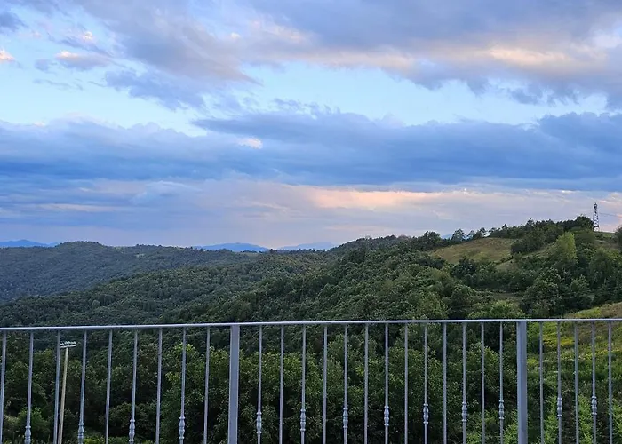 Podere Martina In Altalanga Murazzano (Cuneo)